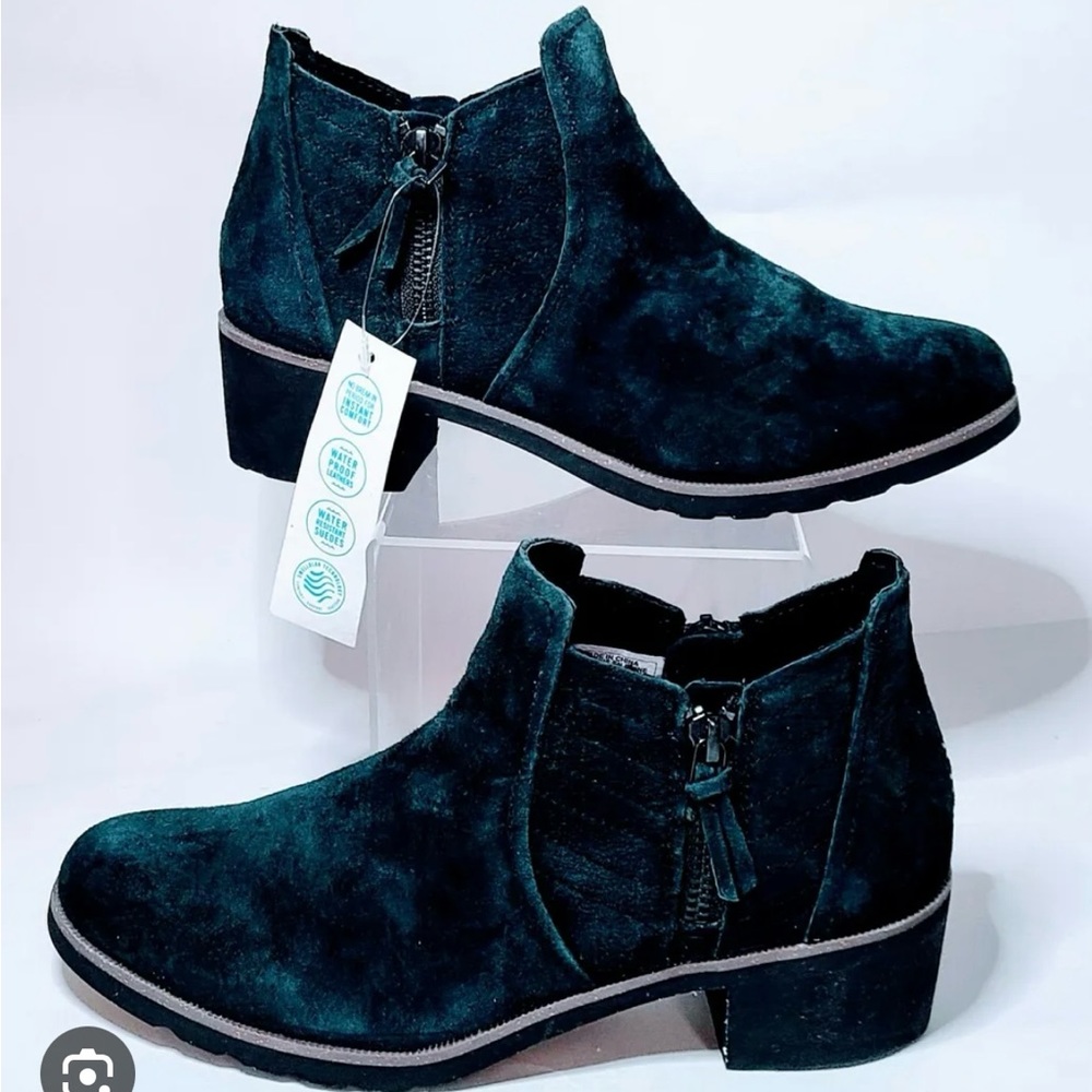 Reef size 7 ankle boots